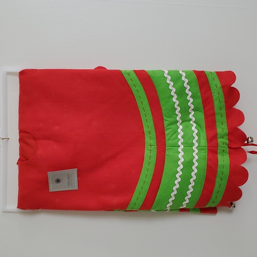 Martha Stewart 50" Tree Skirt